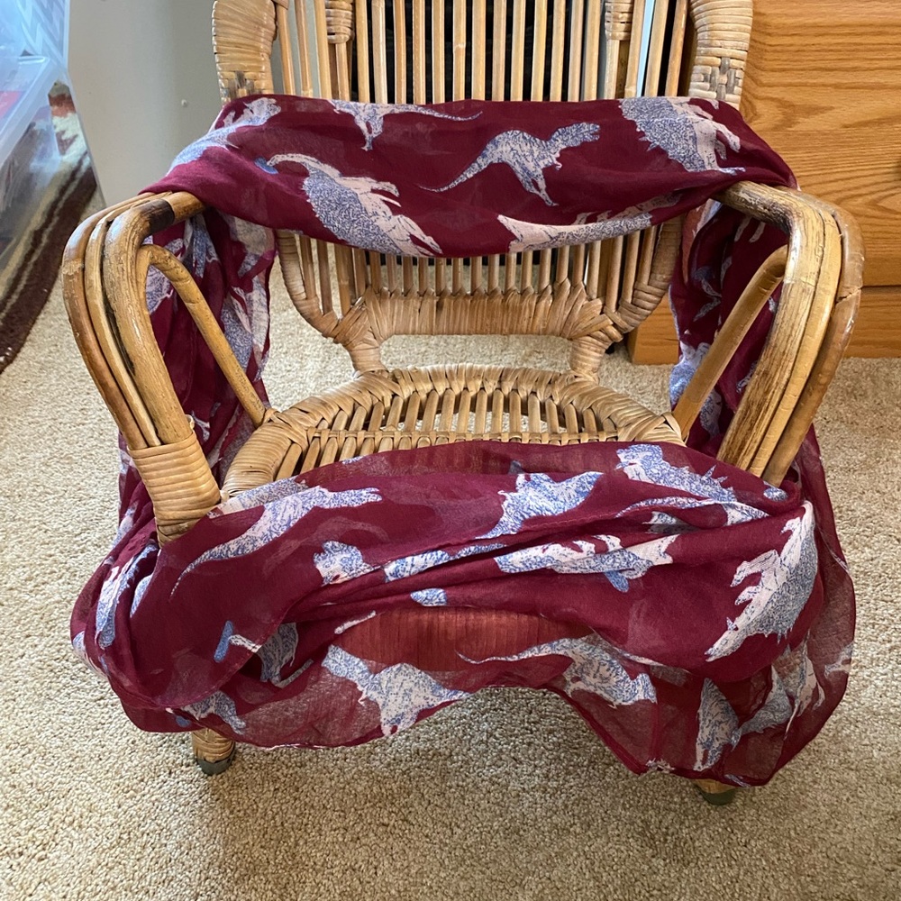 Lightweight Dino printed infinity scarf - Picture 1 of 4